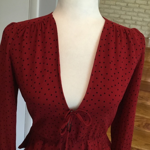 REFORMATION RUFFLE TOP - Picture 5 of 10